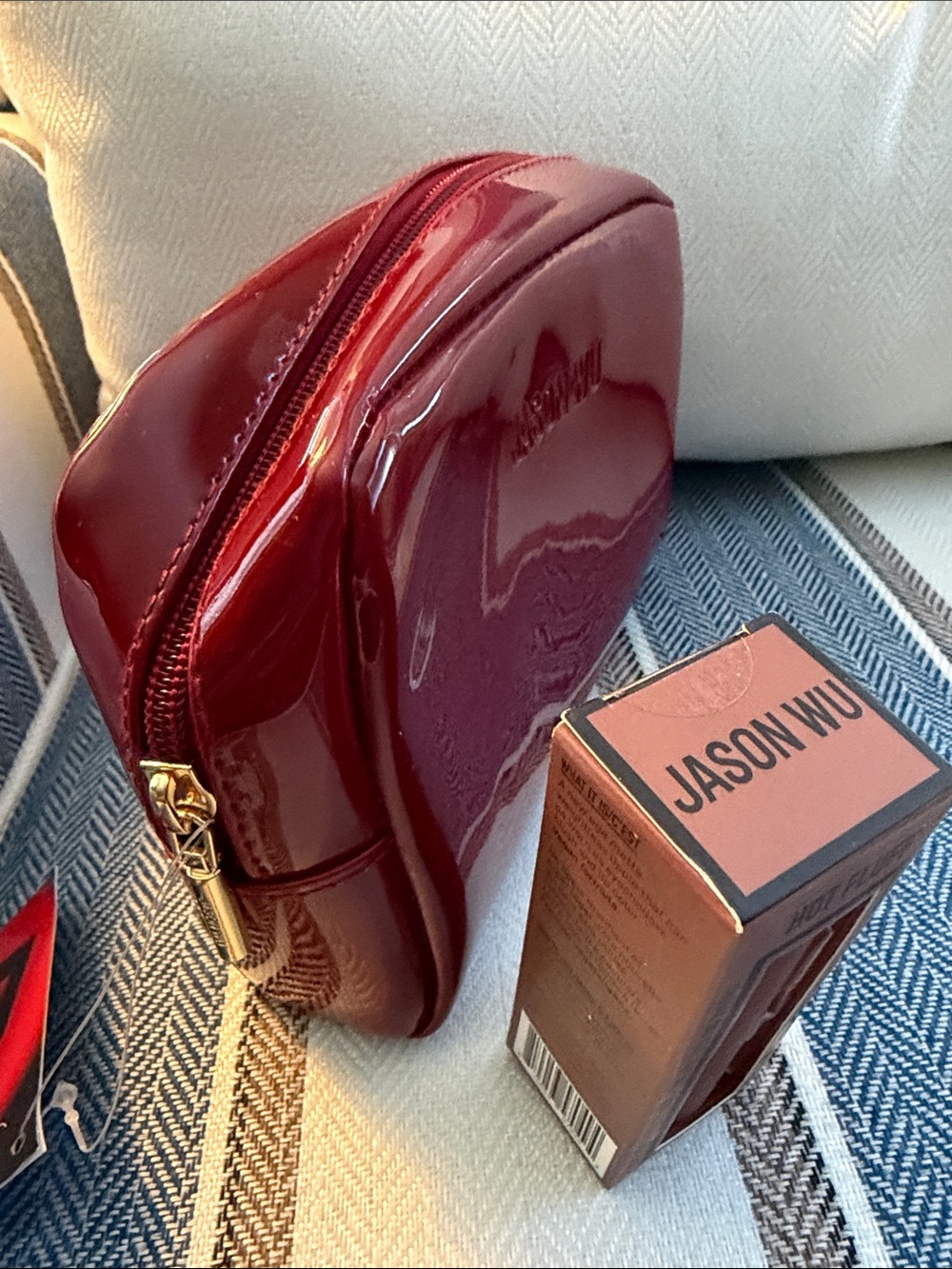 Jason Wu Red Patent Cosmetic Pouch with Lip Eye Blush Stick - Picture 3 of 6
